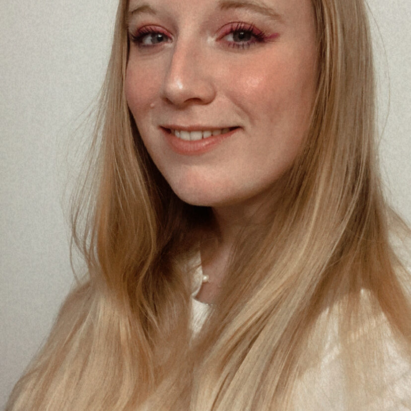 DCC4FB5C-AE41-47EC-921A-715D00F17370 (1) - Athenais (athena.scribbles)